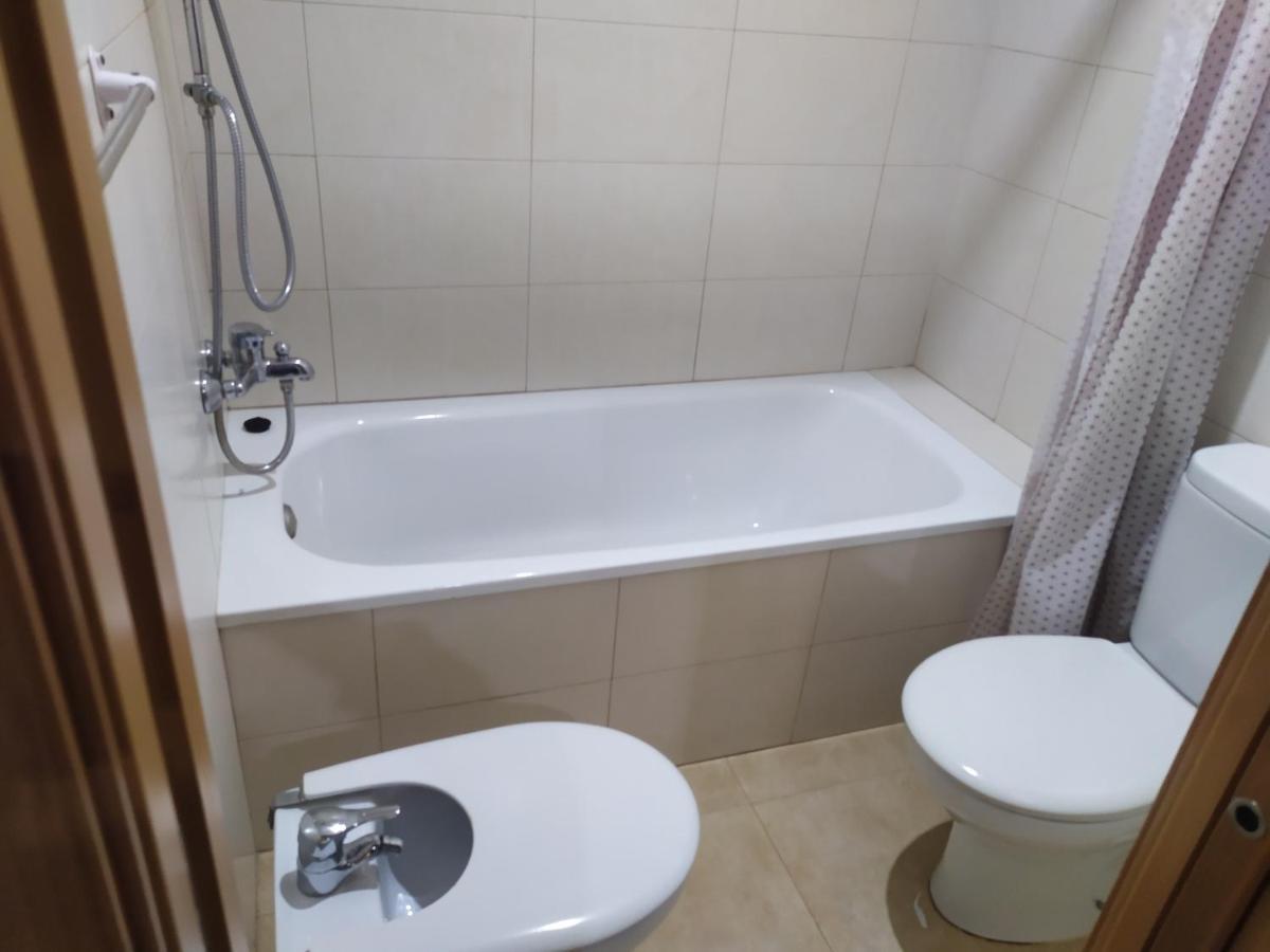 Habitacion En Un Apartamento Deltebre Eksteriør bilde